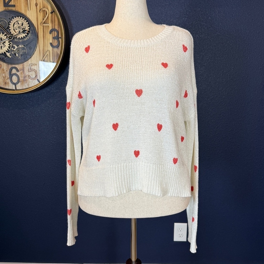 Jessica Simpson Cream Sweater with Red Heart Print | Size Large